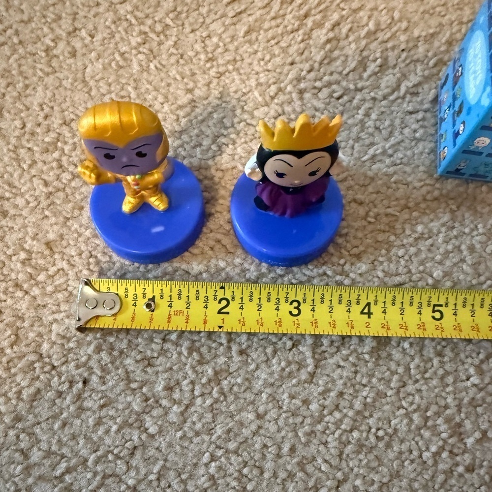 ❤️  NIP Disneyland 70 Thanos and Evil Queen McDonalds Happy Meal Toy - Picture 11 of 11